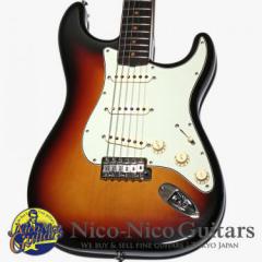 Fender USA 2022 American Vintage II 1961 Stratocaster (Sunburst)